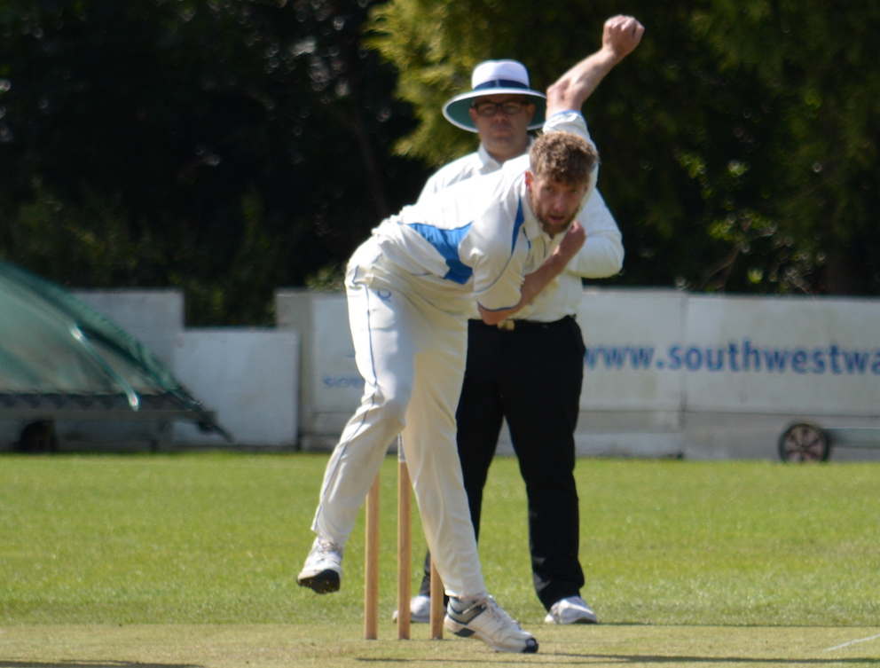 Calum Haggett - reported feeling unwell and only bowled two overs in the day<br>credit: Conrad Sutcliffe - no re-use without copyright owner's consent