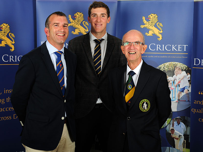 Giles Ashman (left), Craig Overton and Ted Ashman (right)<br>credit: www.ppauk.com