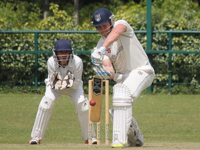 Peter Bradley, who hit form for Bovey Tracey<br>credit: Gerry Hunt