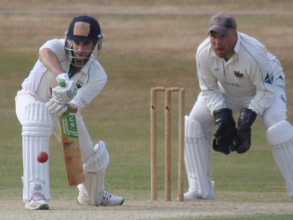 Gary Chappell - among the chip-ins for Bradninch against Abbotskerswell <br>credit: Geoff Hunt