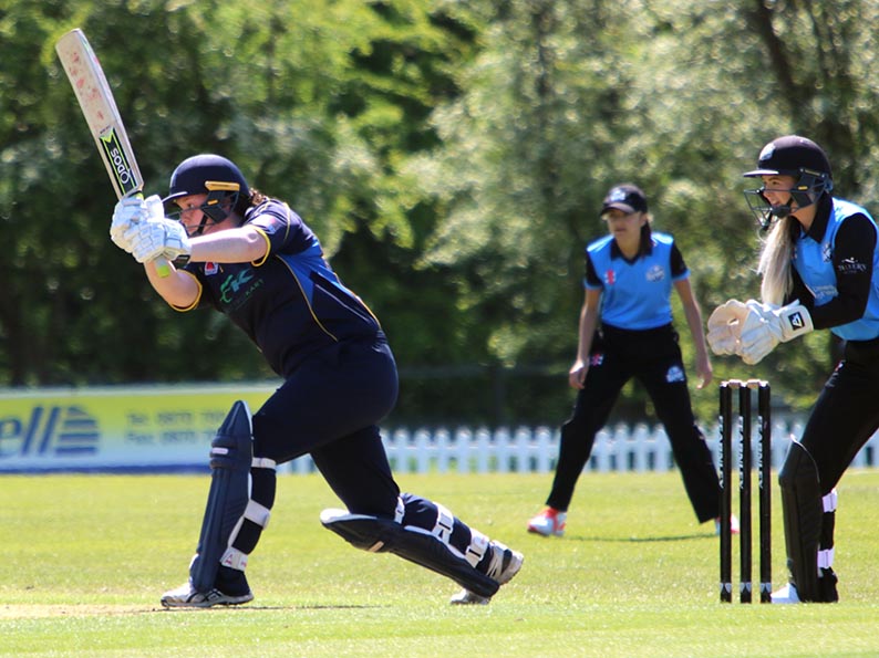 Georgia Hennessy on her way to 40 not out in the win over Worcestershire