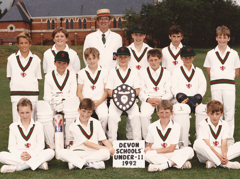 Ted Ashman (wearing a boater) with the 1992 U11s side that won the Gwent Shield by beating Gwent, Mid-Glamorgan and Somerset<br>credit: Dave Manning