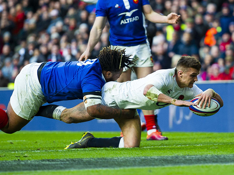 England fly-half Henry Slade dives for the try line in the Six Nations win over France<br>credit: ppauk.com