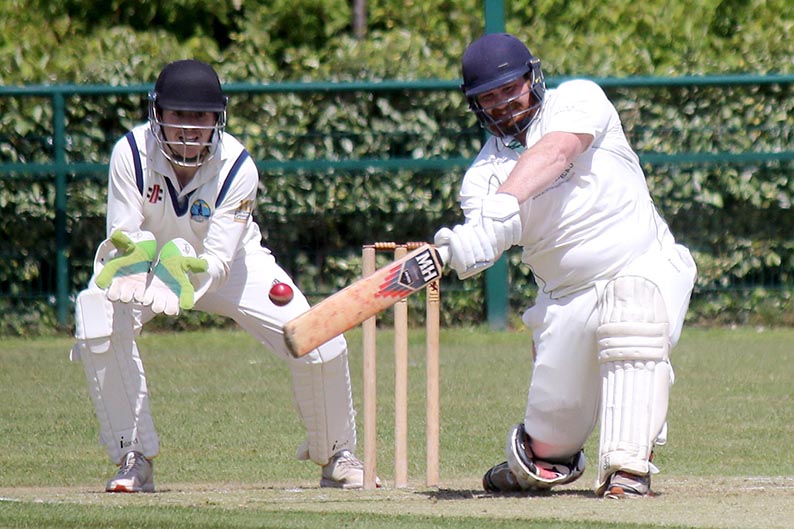 Robin Fern (left) keeping wicket for Exeter against Plymouth in 2019<br>credit: Gerry Hunt