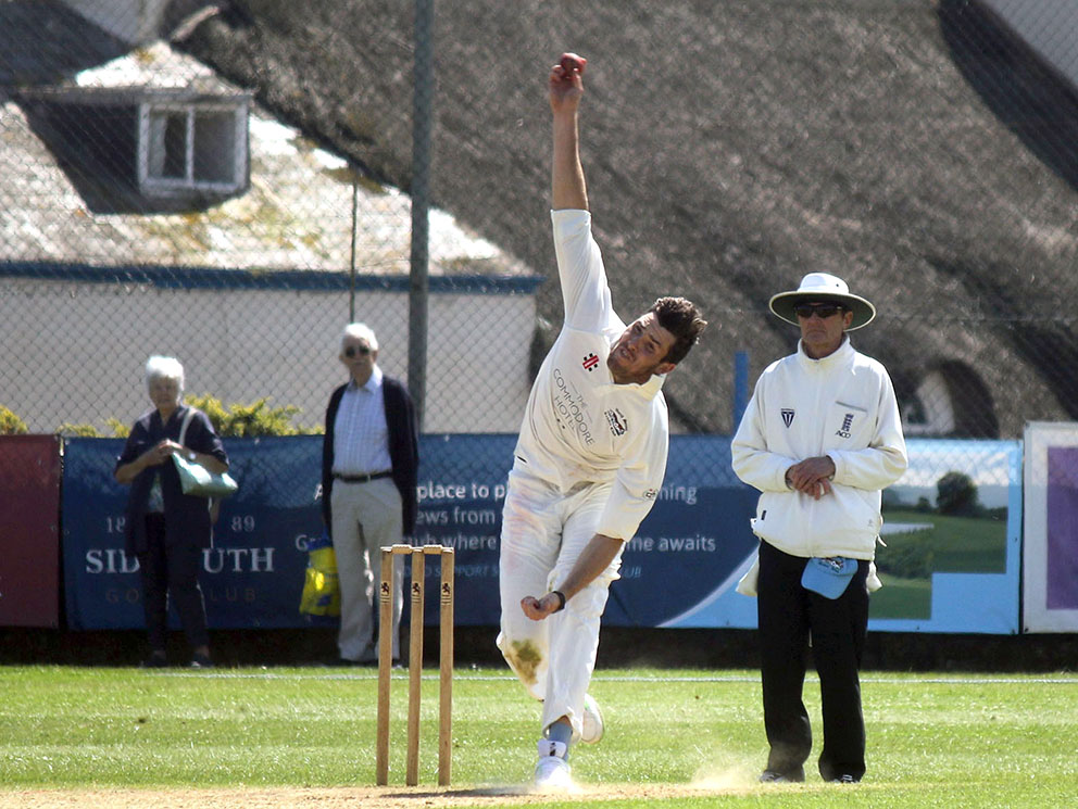Jamie Overton bowling for North Devon at Sidmouth in 2019<br>credit: Gerryhunt21@btinternet.com