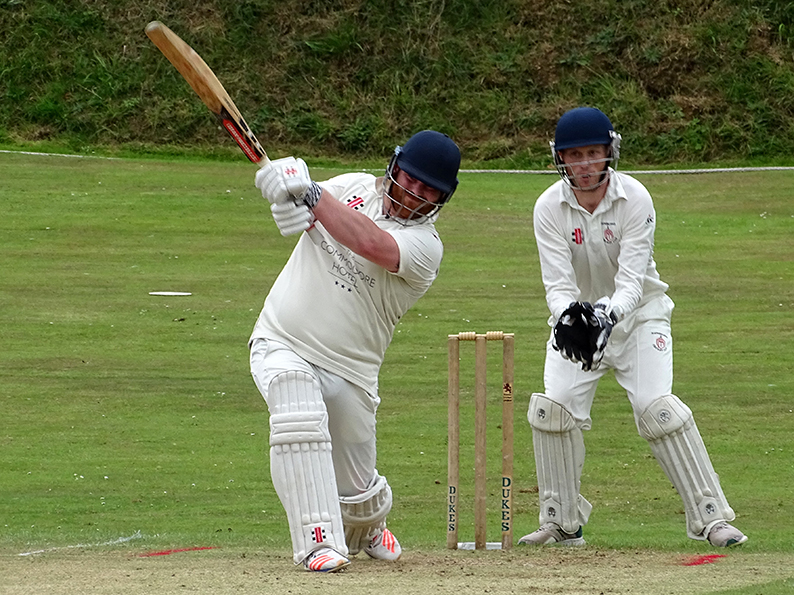 Dan Bowser batting for North Devon in their defeat at Hatherleigh<br>credit: Fiona Tyson