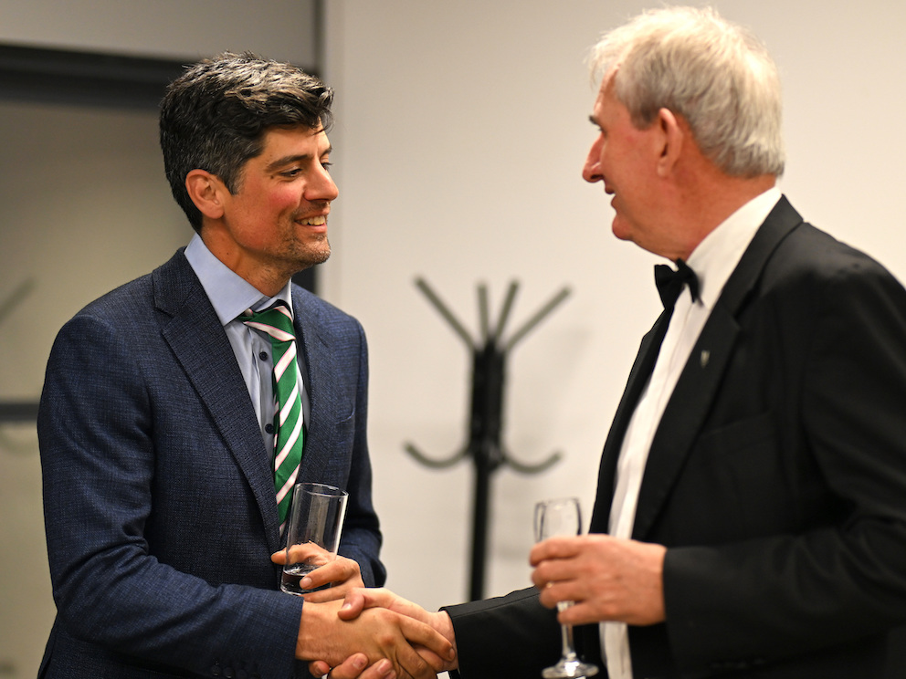 Sir Alastair and Andy Caddick catch-up before sitting down to dinner