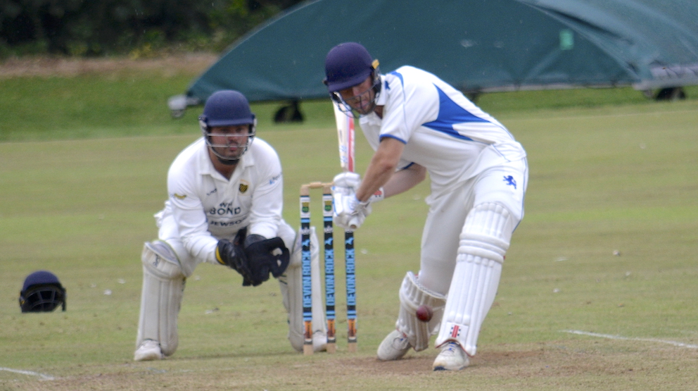 Devon's Sam Read taking on the Cornwall bowling<br>credit: Conrad Sutcliffe - no re-use without copyright owner's consent
