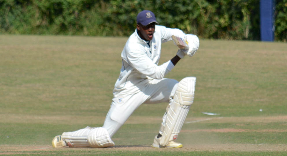 Bideford's Lukanyo Metu playing through the covers against Ipplepen