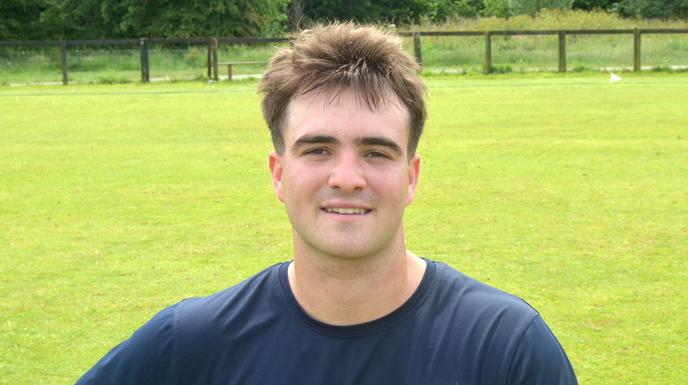 Heathcoat's Jeremy Bedford – valuable runs towards bonus points<br>credit: Conrad Sutcliffe - no re-use without copyright owner's consent