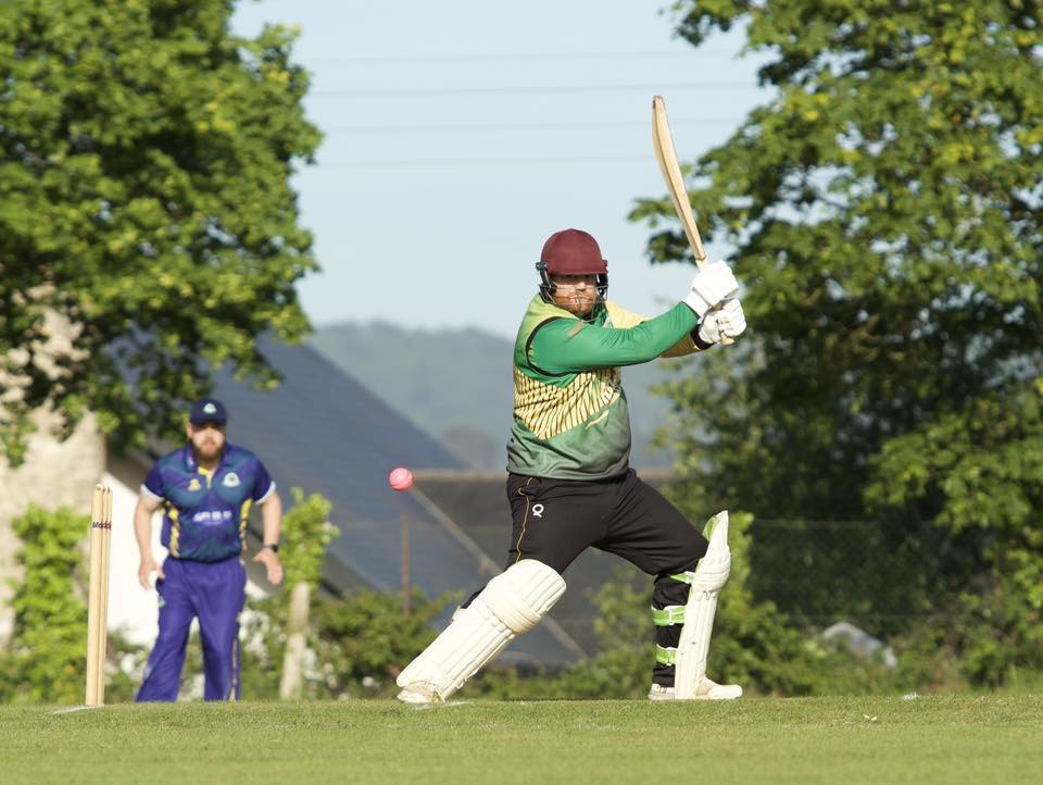 Tim Piper dealing with the Kilmington bowling