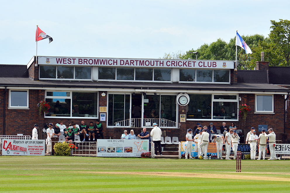 The West Bromwich Dartmouth ground at the start of play in last season's final<br>credit: Conrad Sutcliffe - no re-use without copyright owner's consent