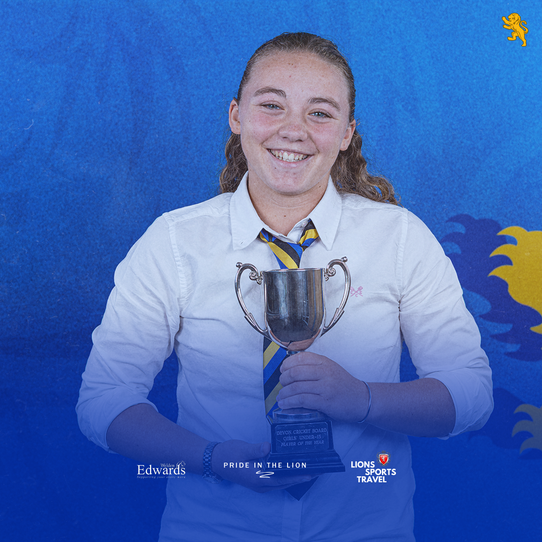 Under 15 Girls Player of the Year, Sophie Kirkup.