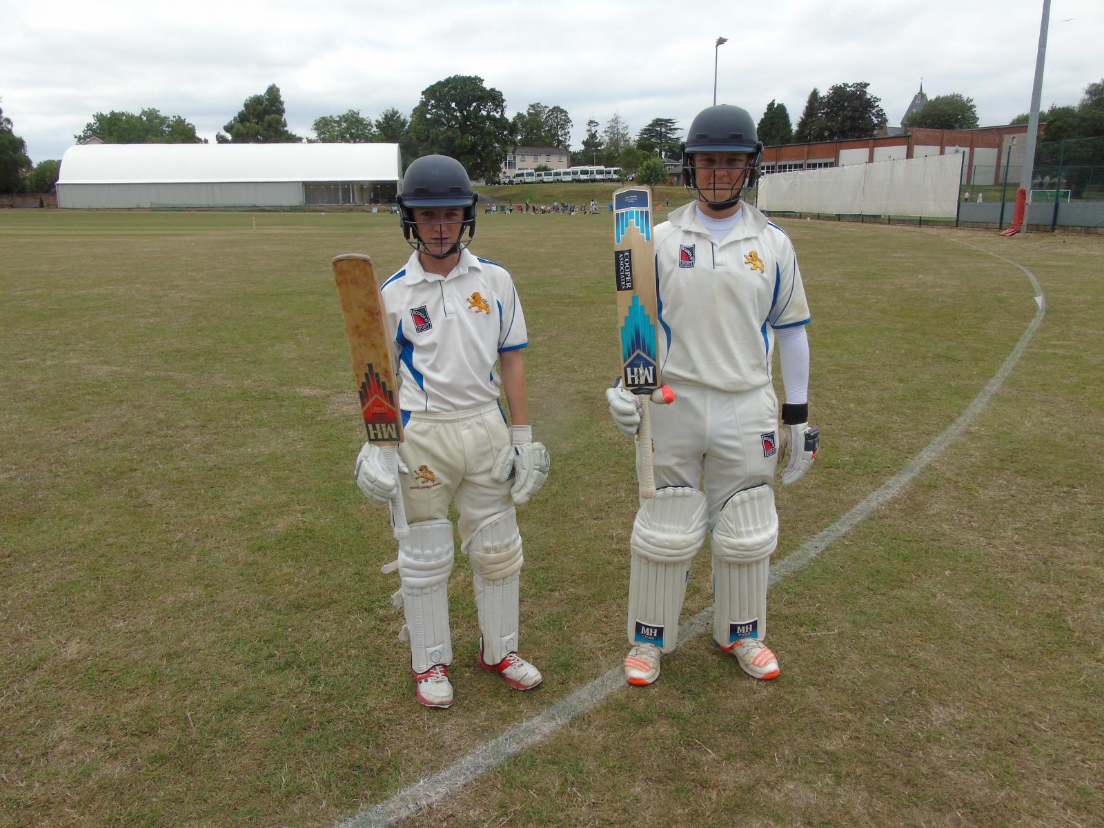 Jake Pascoe 56 and Lawrence Walker 61 2nd wkt partnership 107 runs