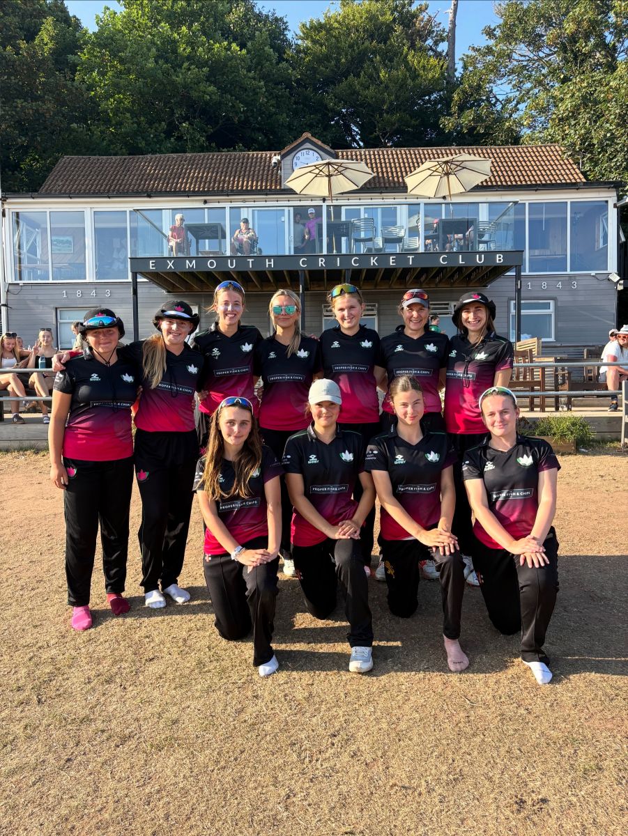 Watsonless Exmouth bid to down Cornwood in relegation battle <br>credit: Queen of Exmouth - All rights reserved