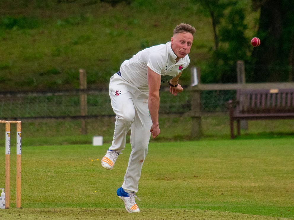 Exmouth's George Greenway, who took six wickets in the win over Bovey Tracey<br>credit: Jay Harris Photography Inc