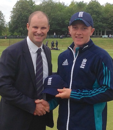 Andrew Strauss, then the ECB's director of cricket, presenting Dom Bess with his England cap before his Test debut in 2018