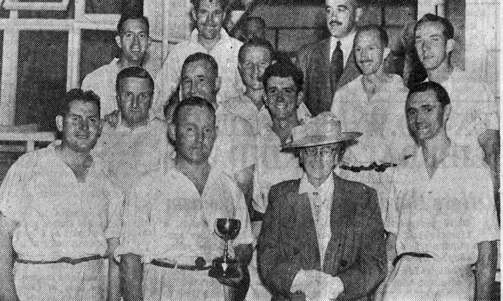 Flashback! Barton's 1949 Brockman Cup winning team on the pavilion steps at Torquay with competition founder Edith Brockman<br>credit: Conrad Sutcliffe - no re-use without copyright owner's consent